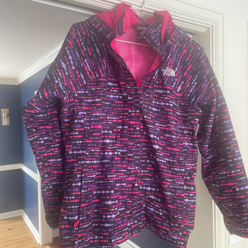 The North Face Girls' Purple & Pink Printed Rain Jacket ski shell XL 18